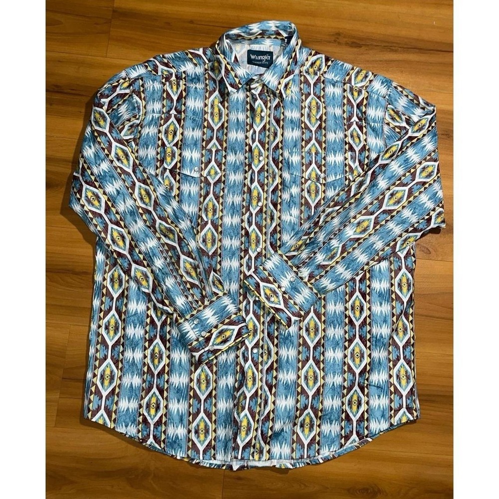 Wrangler Western Cowboy Pocket Geometric Aztec Print Pearl Snap Button Up Shirt